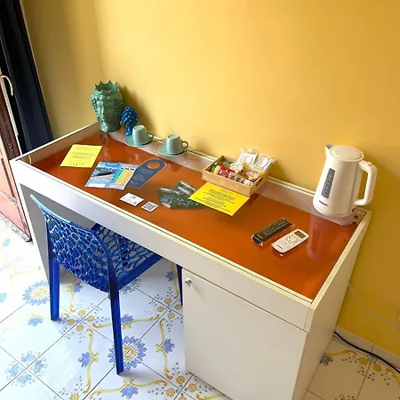 Street View בית הארחה