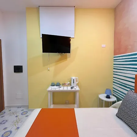 בית הארחה Street View סורנטו